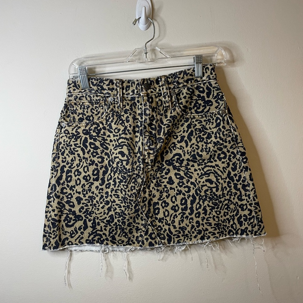 Madewell Rigid Denim A-Line Mini Skirt in Leopard Print